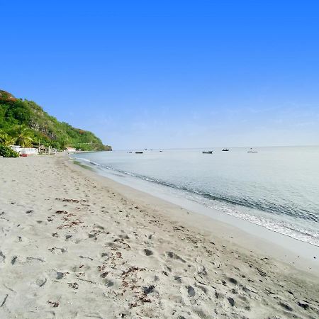 La Santa Clara - Studio Climatise Saint-Pierre Ngoại thất bức ảnh